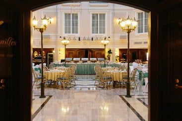Grand Hotel Emerald