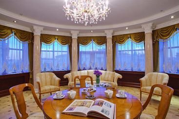 Grand Hotel Emerald