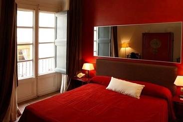 هتل Gran Claustre Restaurant & Spa