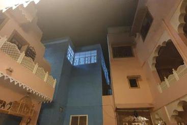 پانسیون Durag Niwas Guest House