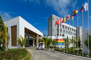 Gran Muthu Rainbow - Adults Only - Cayo Guillermo