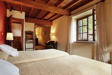 Beautiful Country House With Stunning Views Of The Mountains Of Asturias