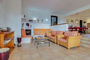 Cozy Cottage In Porto Cristo Novo With Swimming Pool