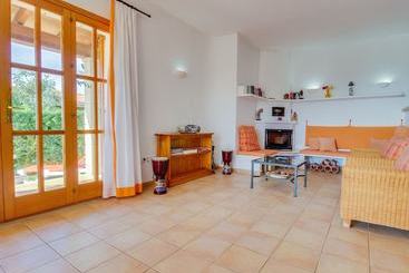 Cozy Cottage In Porto Cristo Novo With Swimming Pool