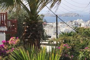 Rania Apartments Sea View