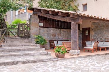 Rural Cottage In The Catalonian Prepyrenees