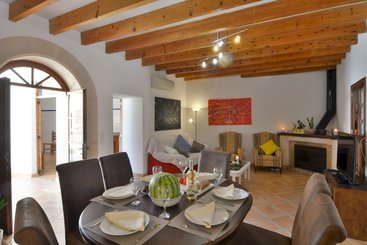 Mallorca Town House With Pool Beaches 20 Mints