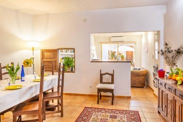 Mallorca Traditional Townhouse Holiday In Llubi