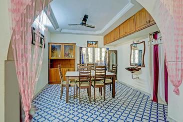 هتل Oyo 74240 Shameer Lodge