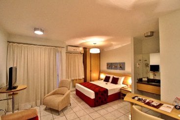 Bourbon Vitoria Residence Hotel