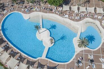Курорт Club Cala Romani