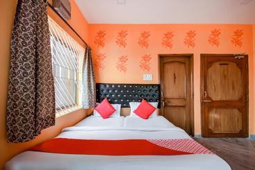هتل Oyo 70752  Viram House