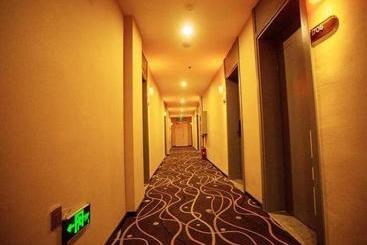 هتل 7days Premium Anshan Railway Station Pedestrian Street Branch