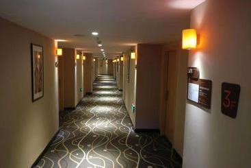 هتل 7days Premium Xiamen Airport Dianqian Subway Station Branch