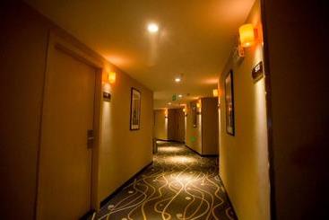 هتل 7days Premium Xiamen Airport Dianqian Subway Station Branch