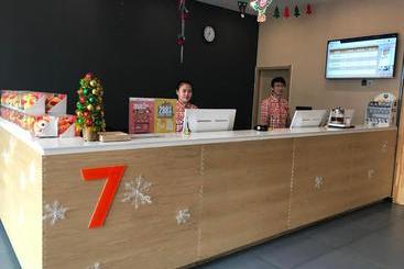 هتل 7days Premium Shihezi Bus Station Branch