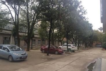 هتل 7days Premium Zhuzhou Yangtze River Road Central Hospital