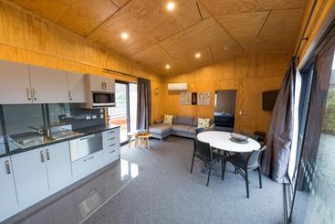 Apartments At Queenstown Top 10 Holiday Park