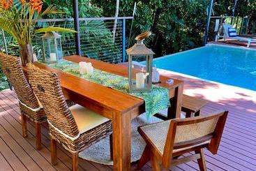 تختخواب و صبحانه Cairns Rainforest Retreat