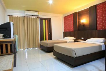 Phakawan Apartment