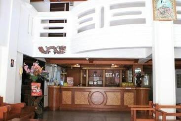 Phakawan Apartment