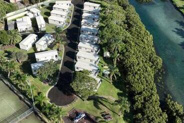 استراحتگاه Barrack Point Holidays