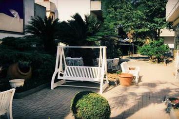 Claudia Residence