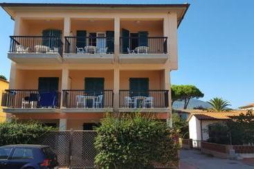 هتل Villa Etrusca