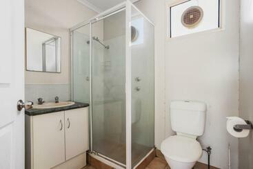 فندق على الطريق Aaok Karratha Caravan Park
