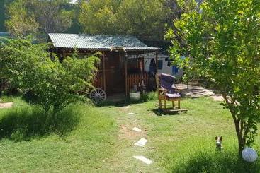 هاستل Alice's Secret Travellers Inn