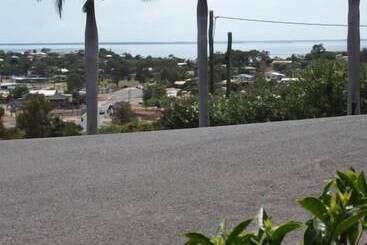 Harbour View Motel