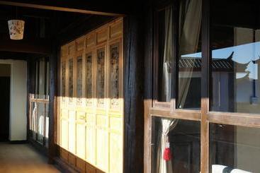 هتل Cantonese Garden