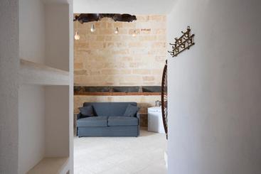تختخواب و صبحانه Masseria Borgo Mortella