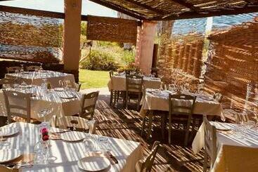 호텔 Agriturismo S´aranada