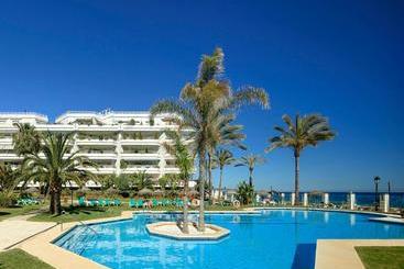 Coral Beach Apart