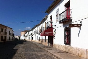 هتل Hostería de Almagro Valdeolivo