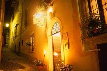 هتل La Contrada Dei Monti