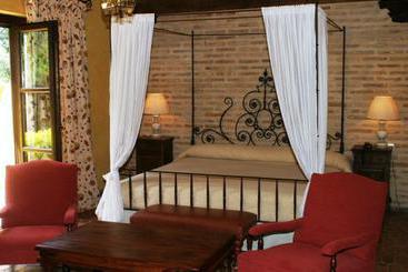 בית מלון כפרי Finca Monasterio