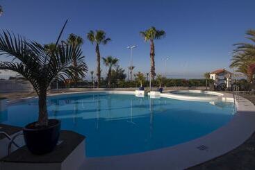 آپارتمان Sunsuites Carolina & Collection