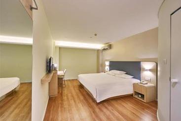 Hanting Hotel Zhengzhou Dashiqiao