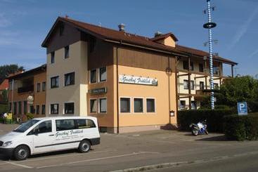 Пансион Gasthof Fröhlich