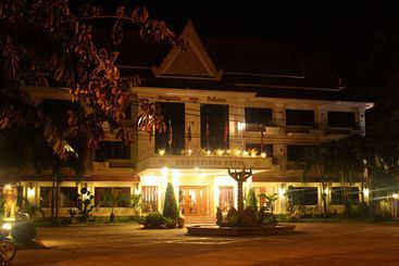 Angkor Monument Hotel