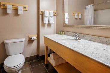 هتل Best Western Sioux Lookout Inn