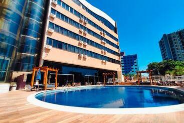 Otel Continental Inn