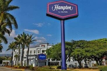 ホテル Hampton By Hilton San Jose Airport