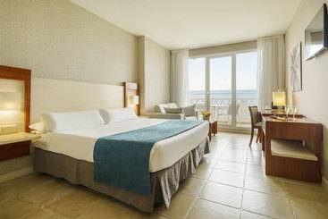 Отель Ilunion Fuengirola