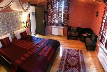پانسیون Boutigue Hotel Nebesa