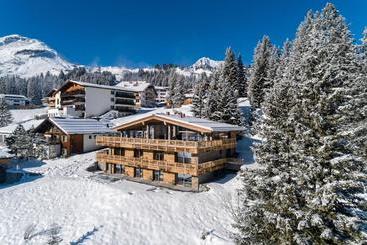 تختخواب و صبحانه Skilodge Oberlech