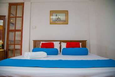 مبيت وإفطار Aqua Nillambe
