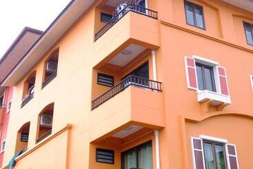 هتل I Home Residence And
